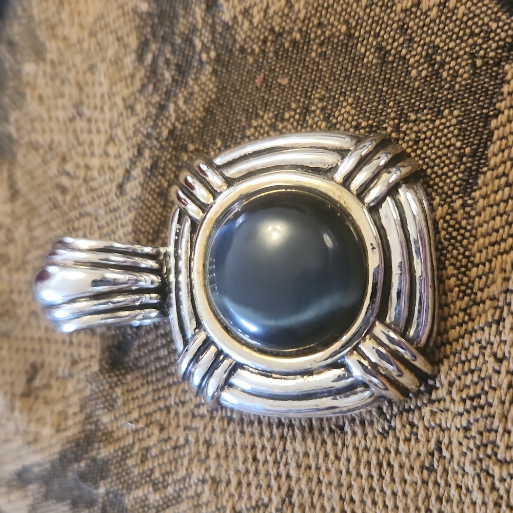 Blue Cat Eye Pendant